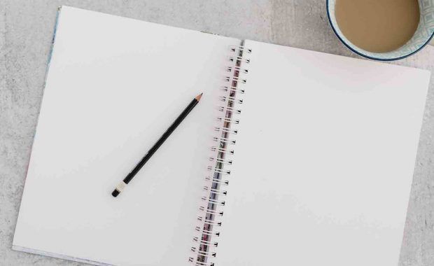 El Fantasma de la hoja en blanco 3